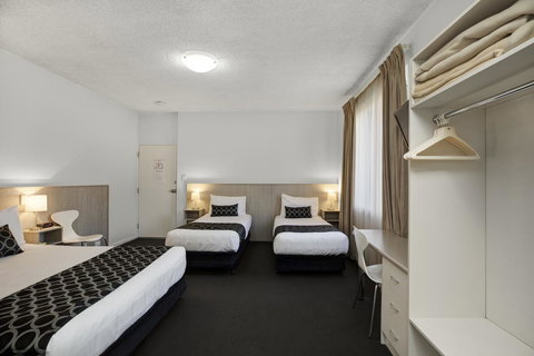 Adelaide Road Motor Lodge - Your Accommodation 19