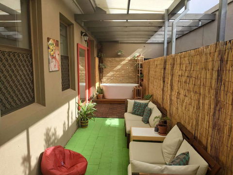 Diamond On Olive - Your Accommodation 0