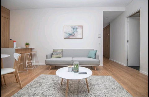 Wisteria Apartments - Your Accommodation 5