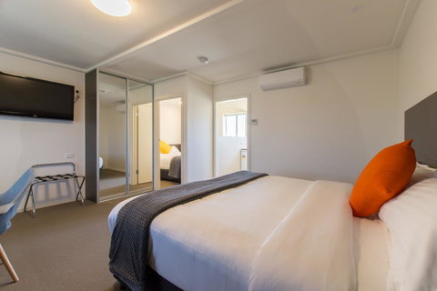 Mick O\'Sheas - Your Accommodation 14