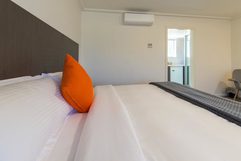 Mick O\'Sheas - Your Accommodation 15