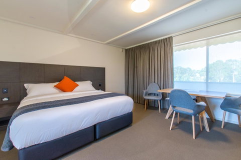 Mick O\'Sheas - Your Accommodation 16