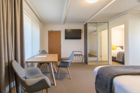 Mick O\'Sheas - Your Accommodation 5