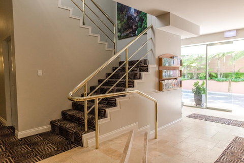 The Belmore Apartments Hotel - Your Accommodation 24