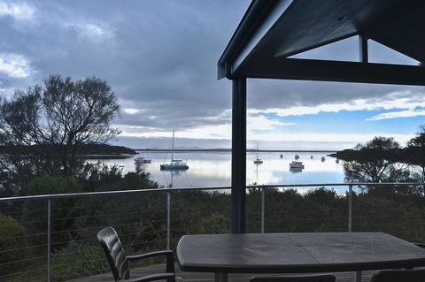 Rest A Shore Coffin Bay - Your Accommodation 2