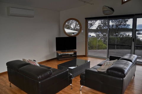 Rest A Shore Coffin Bay - Your Accommodation 4