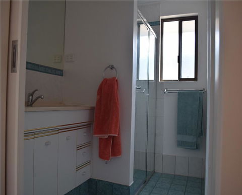 South Coast Escape - Your Accommodation 11