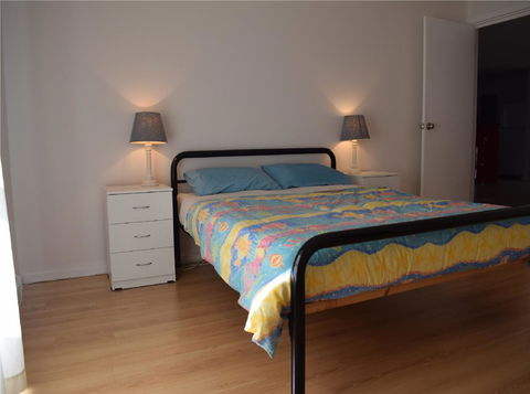 South Coast Escape - Your Accommodation 9