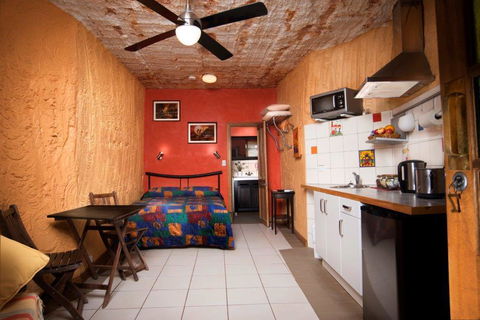 The Underground Motel - Your Accommodation 19
