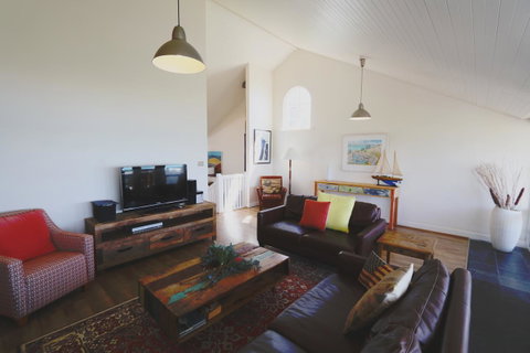 Caledonian Inn - Your Accommodation 7
