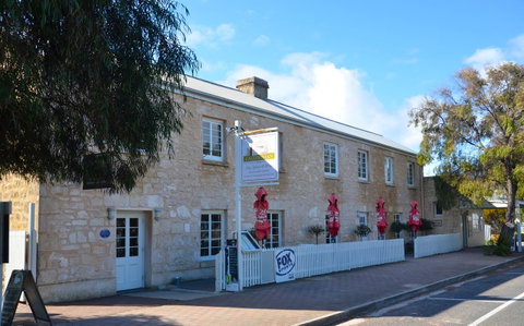 Caledonian Inn - Your Accommodation 28