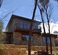 Of Stone and Wood Guesthouse - Your Accommodation