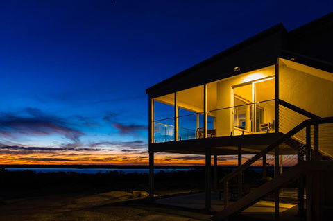 Southern Ocean Lookout - Your Accommodation 0