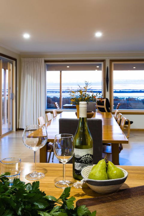 Southern Ocean Lookout - Your Accommodation 6