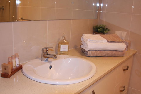 C And C Tanunda - Your Accommodation 7