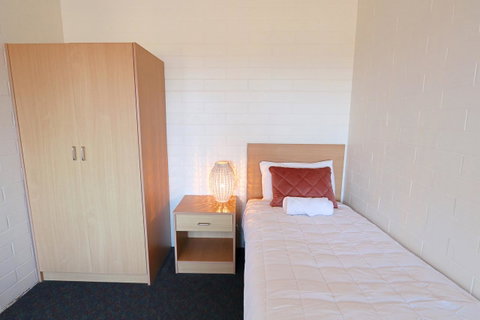 Harbour View Motel - Your Accommodation 22