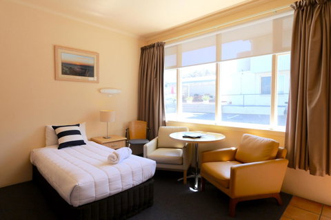 Harbour View Motel - Your Accommodation 37