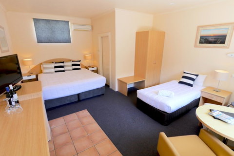 Harbour View Motel - Your Accommodation 39