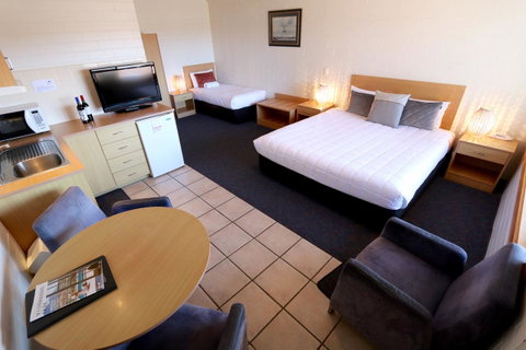 Harbour View Motel - Your Accommodation 24