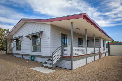 Desert Pea - Your Accommodation 0