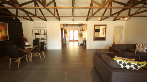 Irongate Studio B&B - Your Accommodation 1