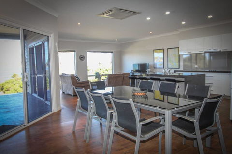 Waterfront On Osprey - Your Accommodation 14