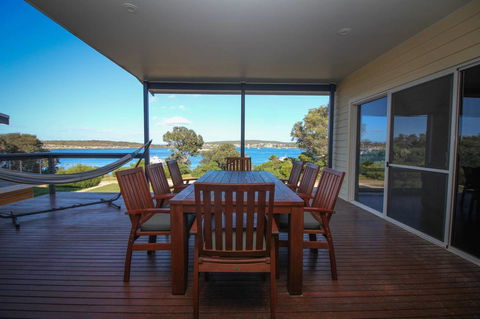 Waterfront On Osprey - Your Accommodation 12