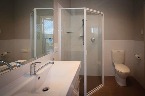 Waterfront On Osprey - Your Accommodation 23