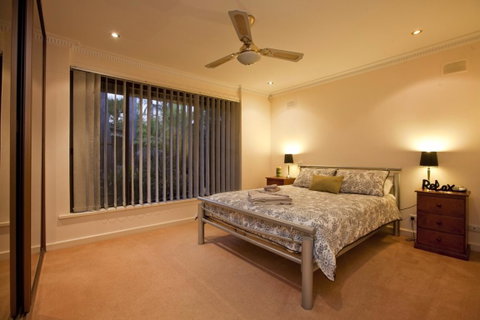 The Palms - Your Accommodation 16