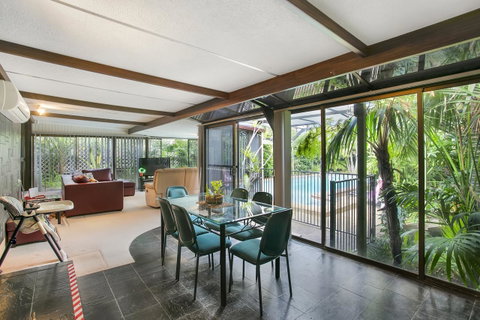 The Palms - Your Accommodation 11
