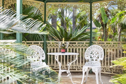The Palms - Your Accommodation 9