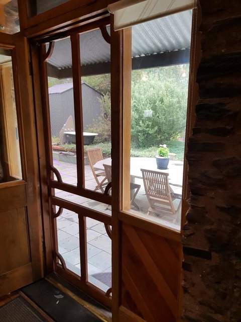 William Hunt's Retreat - Cypress Studio - Your Accommodation 12