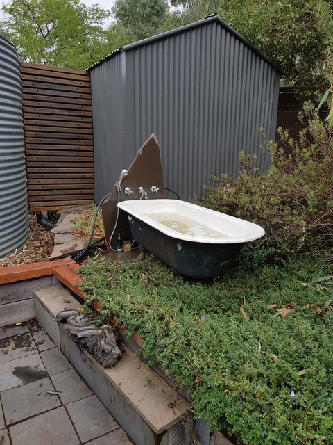 William Hunt's Retreat - Cypress Studio - Your Accommodation 5