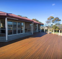 Limestone Ridge - Your Accommodation