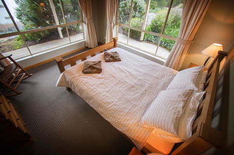 Limestone Ridge - Your Accommodation 6
