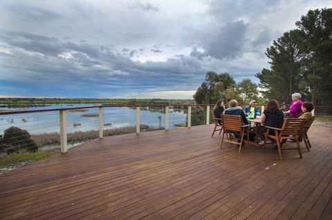 Limestone Ridge - Your Accommodation 18