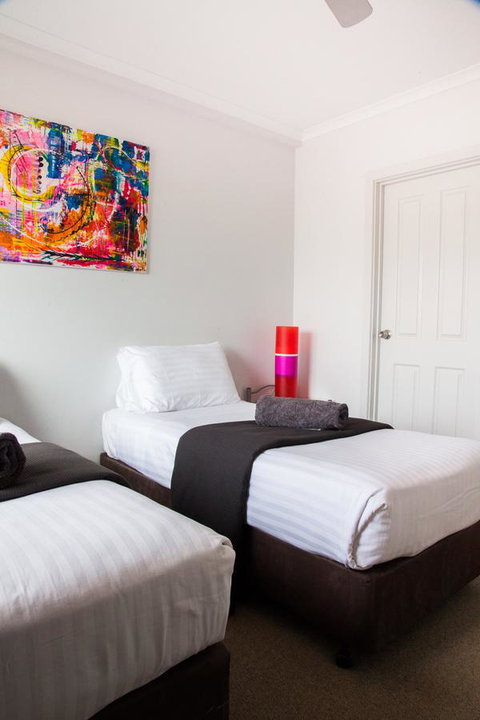 Mariners Cay Apartment - Your Accommodation 13