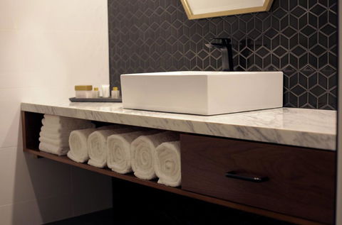 Ellen Hotel - Your Accommodation 20