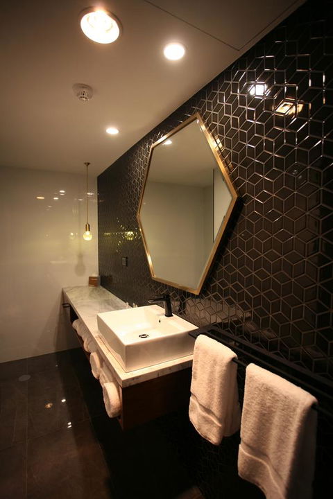 Ellen Hotel - Your Accommodation 25