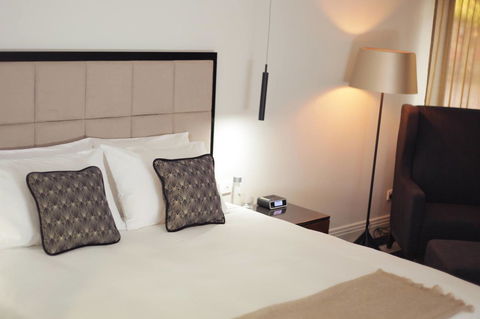 Ellen Hotel - Your Accommodation 10