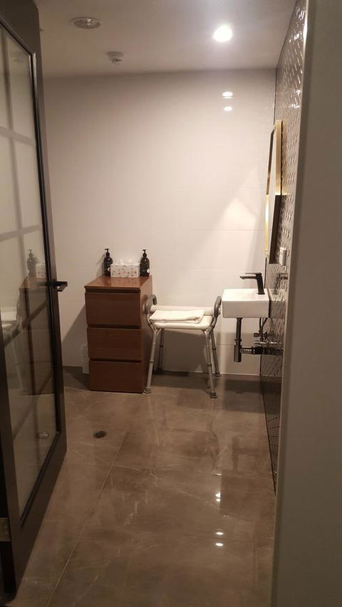 Ellen Hotel - Your Accommodation 2
