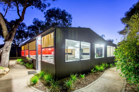 BIG4 Renmark Riverfront Holiday Park - Your Accommodation 44