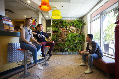 YHA Adelaide Central - Your Accommodation 1