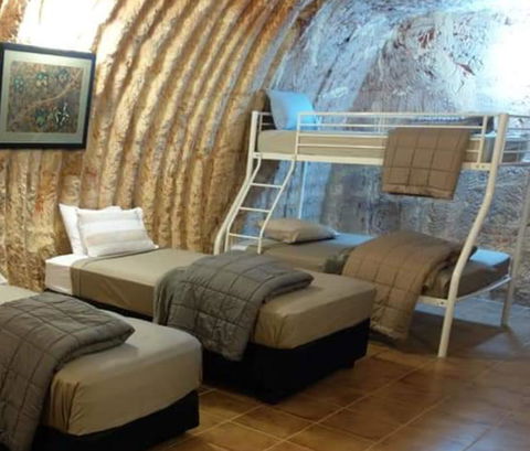 Desert Gum Retreat Gough St - Your Accommodation 5