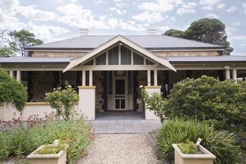 Yankalilla Bay Homestead - Your Accommodation 1