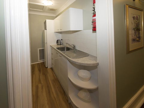 Yankalilla Bay Homestead - Your Accommodation 6