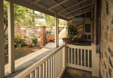 Yankalilla Bay Homestead - Your Accommodation 5