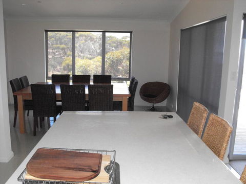 Saar River House - Your Accommodation 14