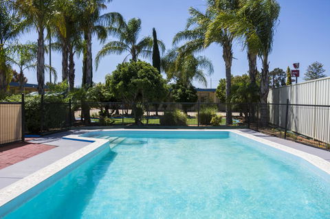 Renmark Motor Inn - Your Accommodation 1