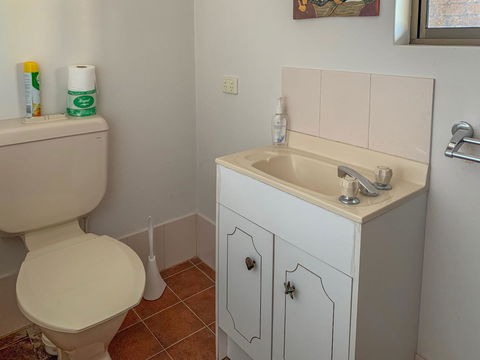 Seacroft - Your Accommodation 13